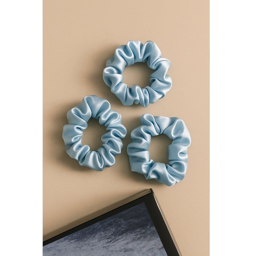 Celeste - Gift (2 Facial towels + 3 scrunchies)