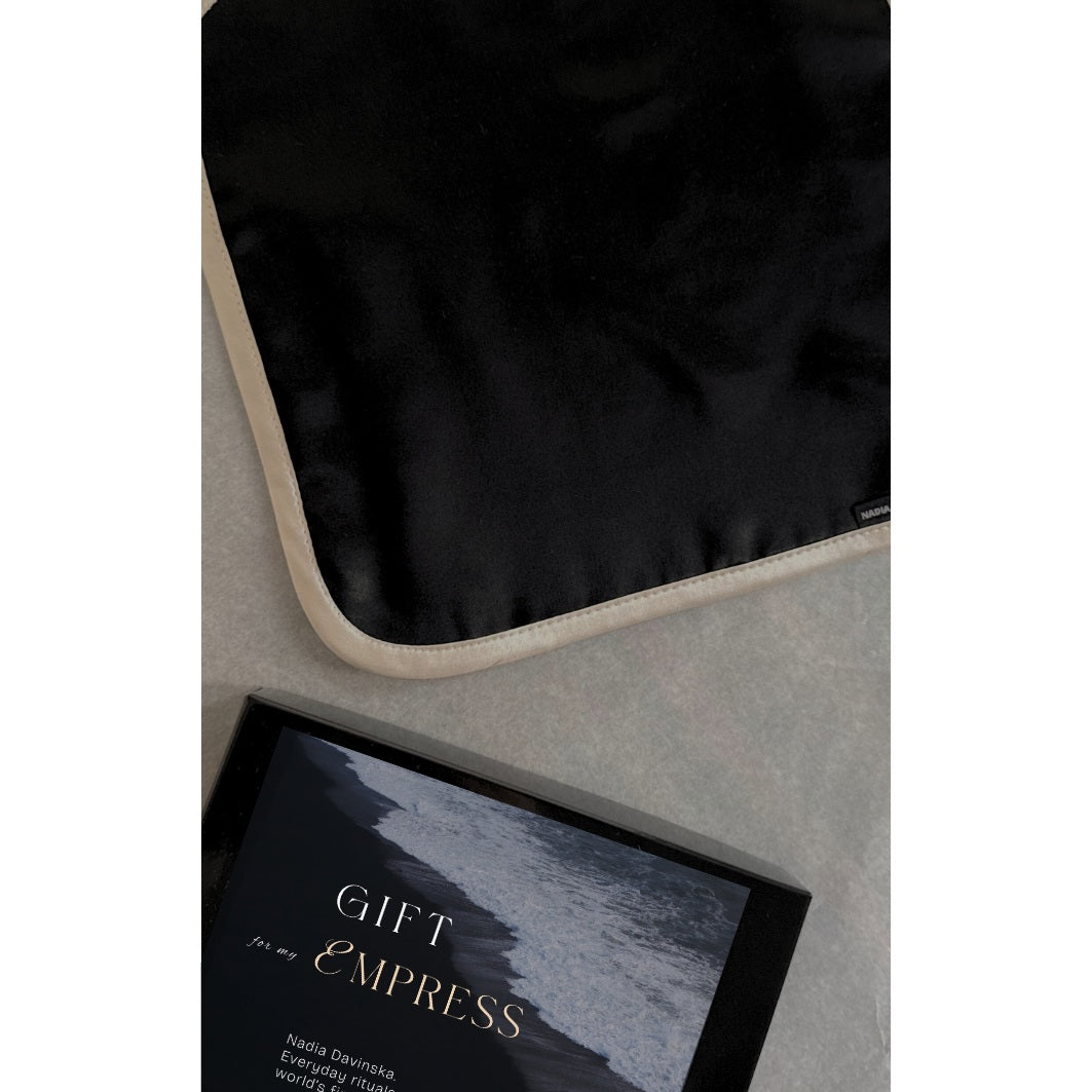 Pure Silk Facial Towel - Lumière