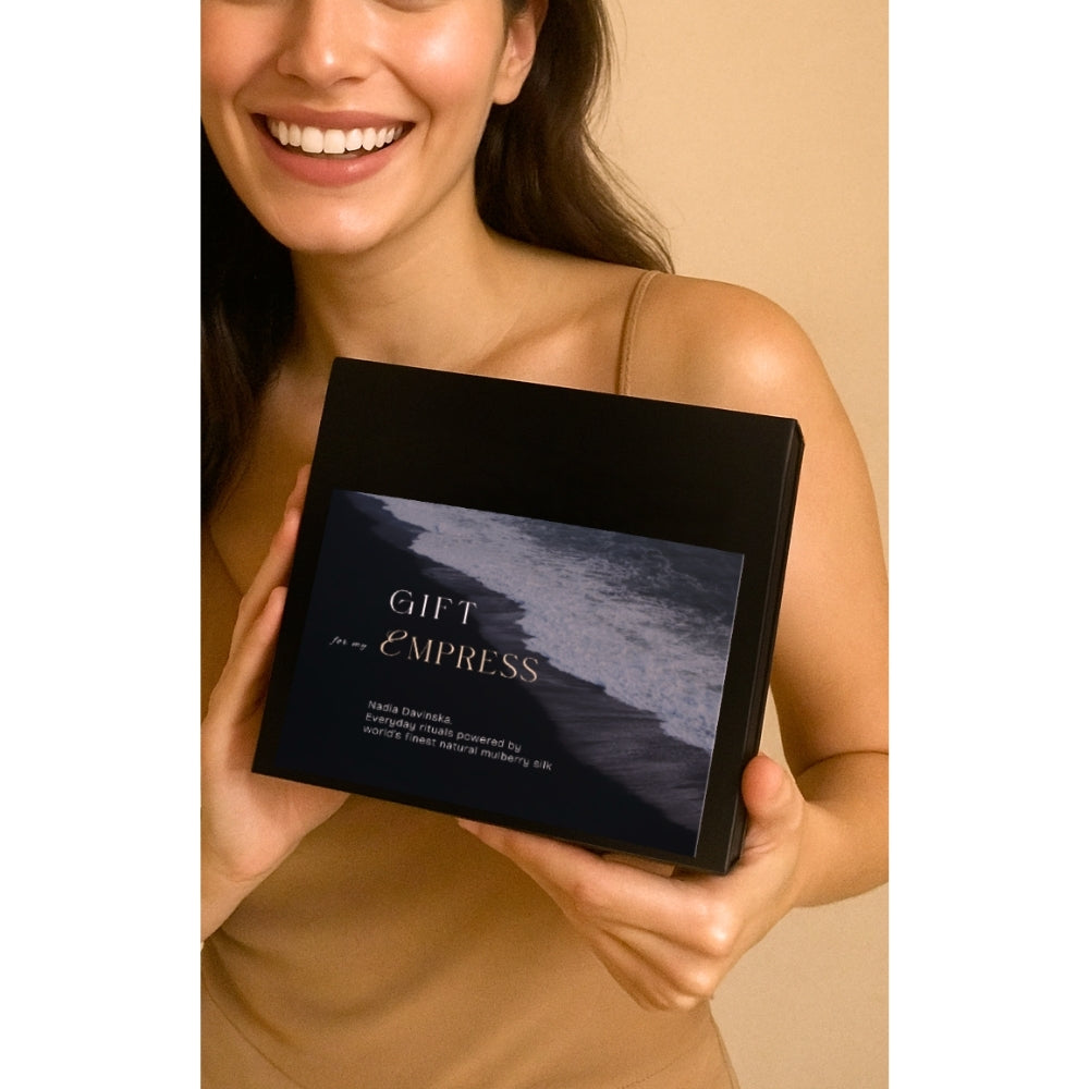 Pure Silk Facial Towel - Lumière