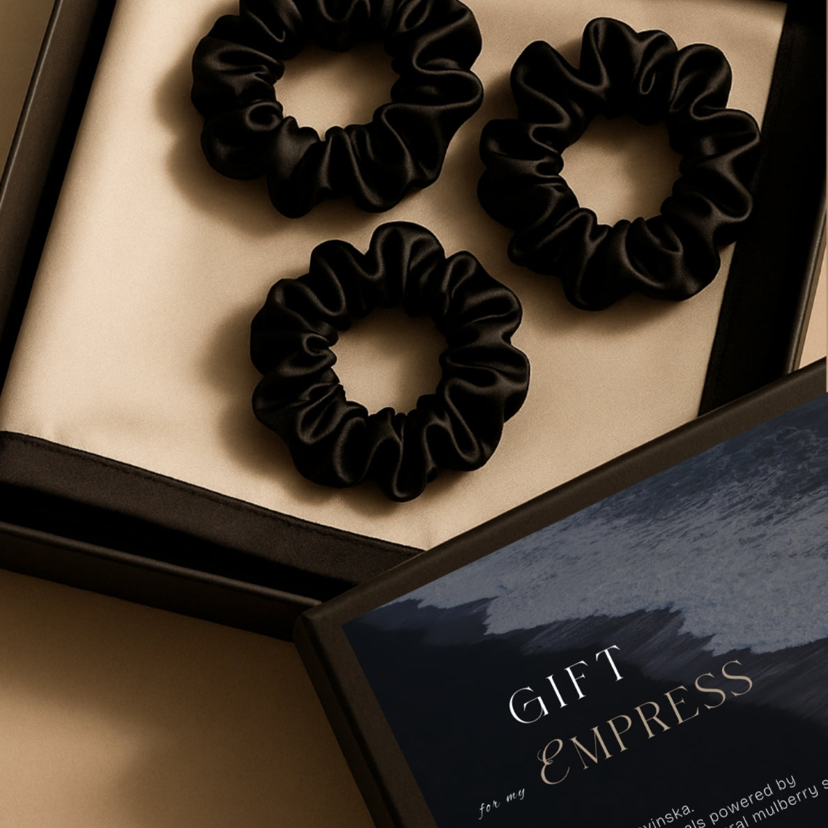 Noir - Ceremony (Facial towel + 3 scrunchies)