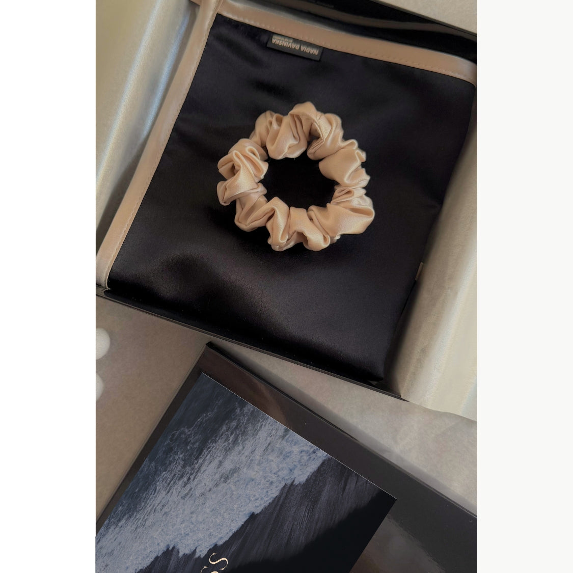 Pure Silk Facial Towel - Lumière